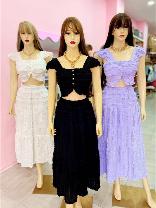 TH top and long skirt