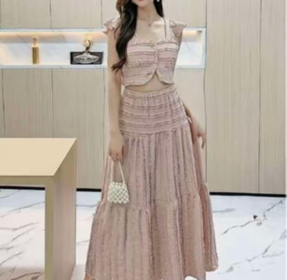 TH top and long skirt