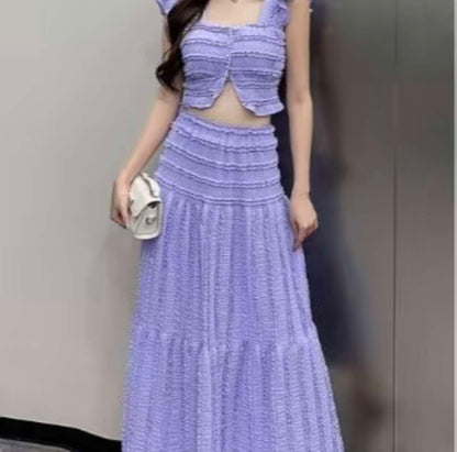 TH top and long skirt
