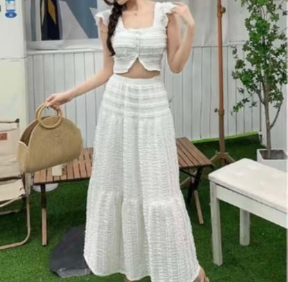 TH top and long skirt